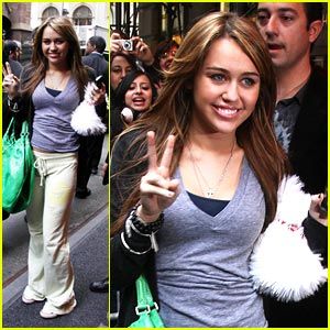 miley_peace_16.jpg