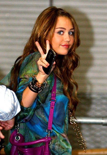 miley_peace_6.jpg